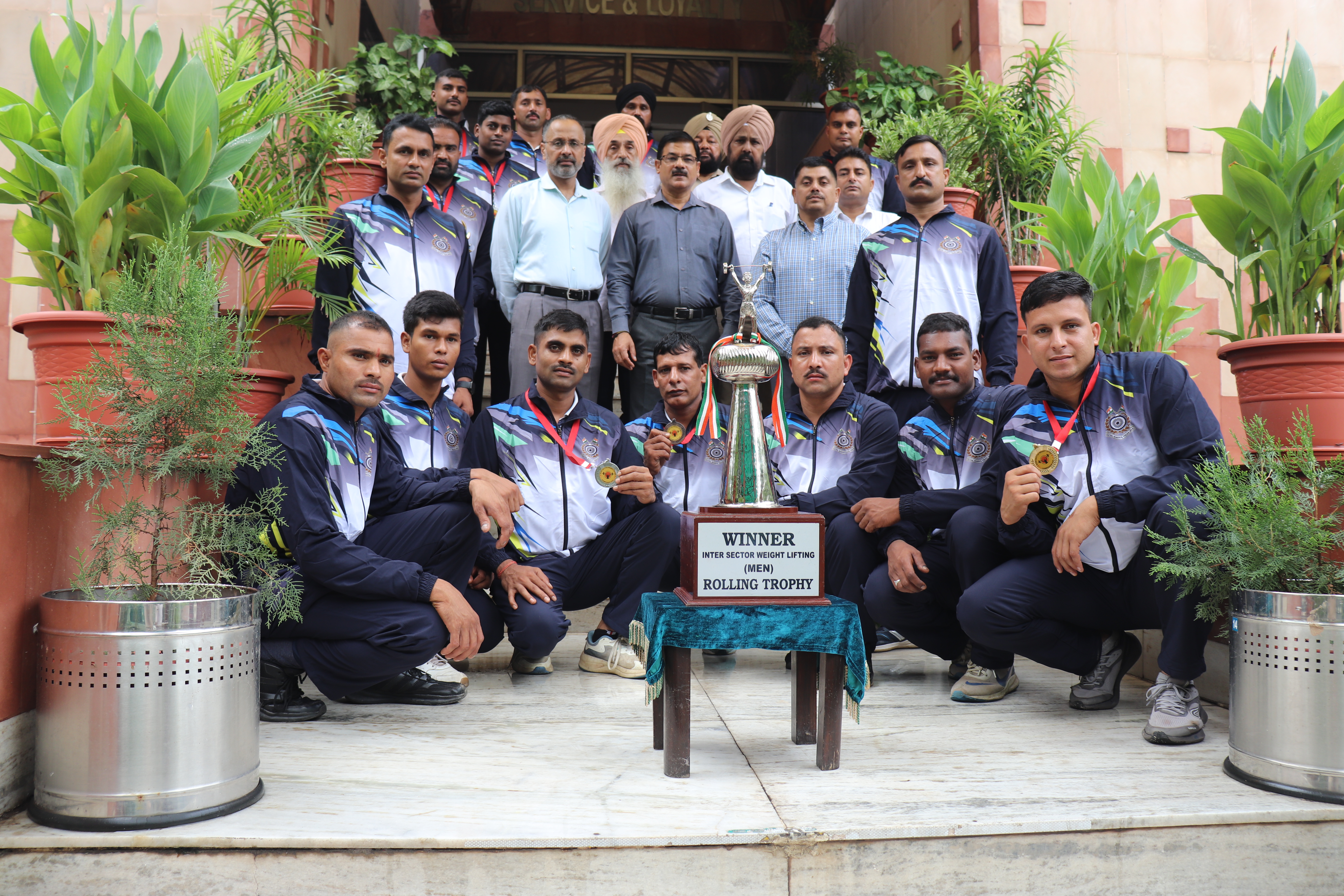 4चैंपियंस ! इस अविश्वसनीय टीम पर गर्व है